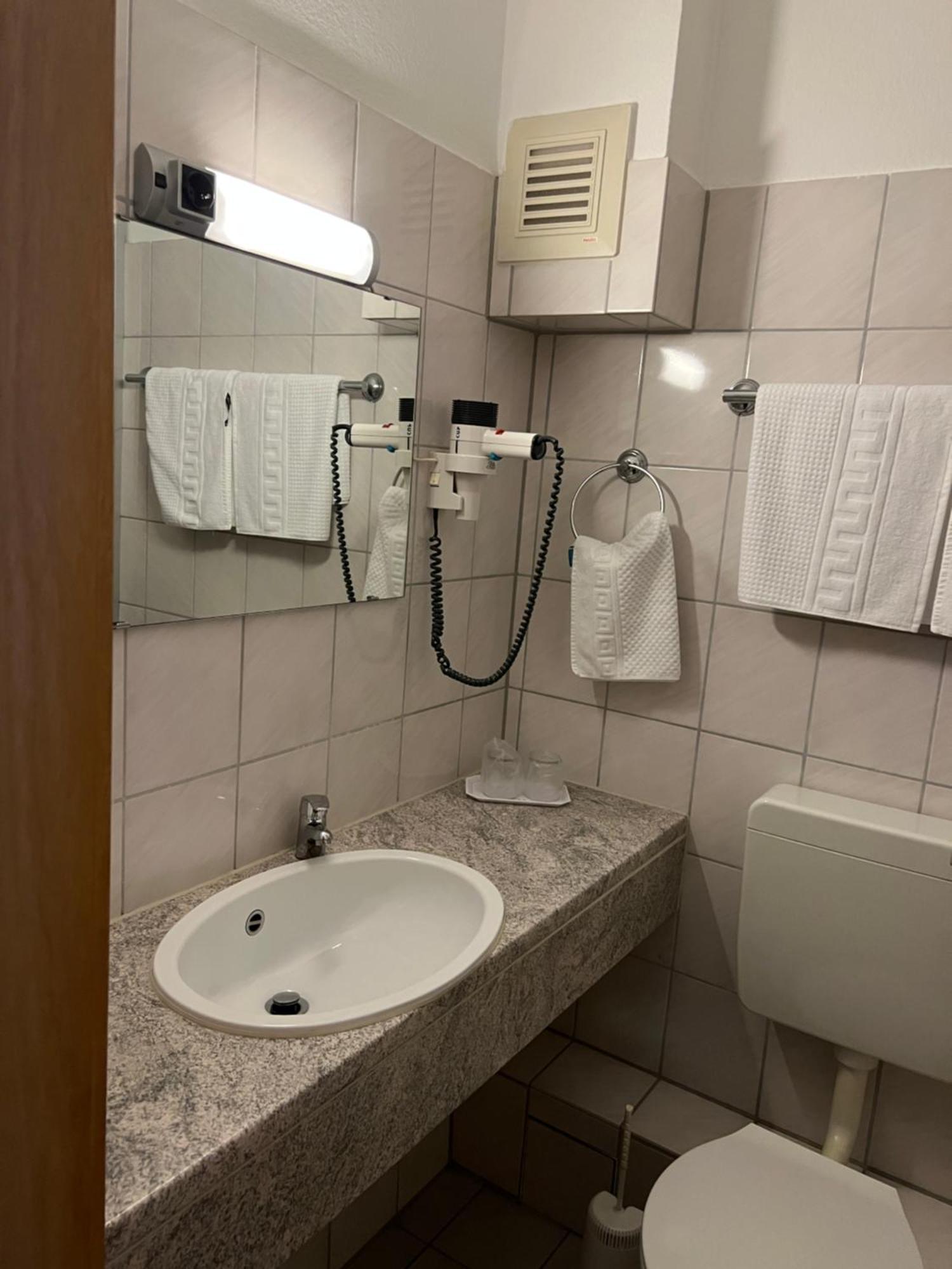 Niebuhrs Hotel Friedrichsdorf Rom bilde