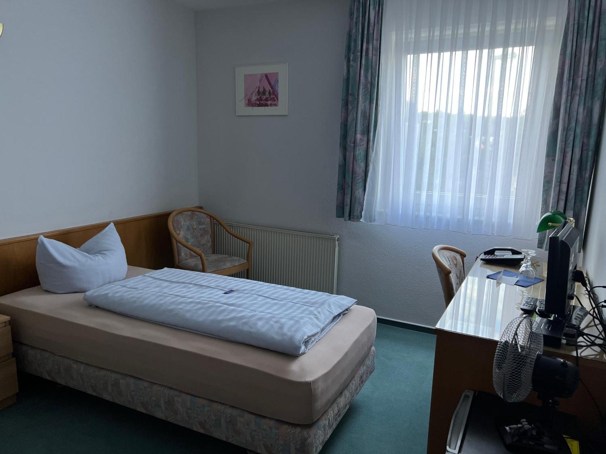 Niebuhrs Hotel Friedrichsdorf Rom bilde