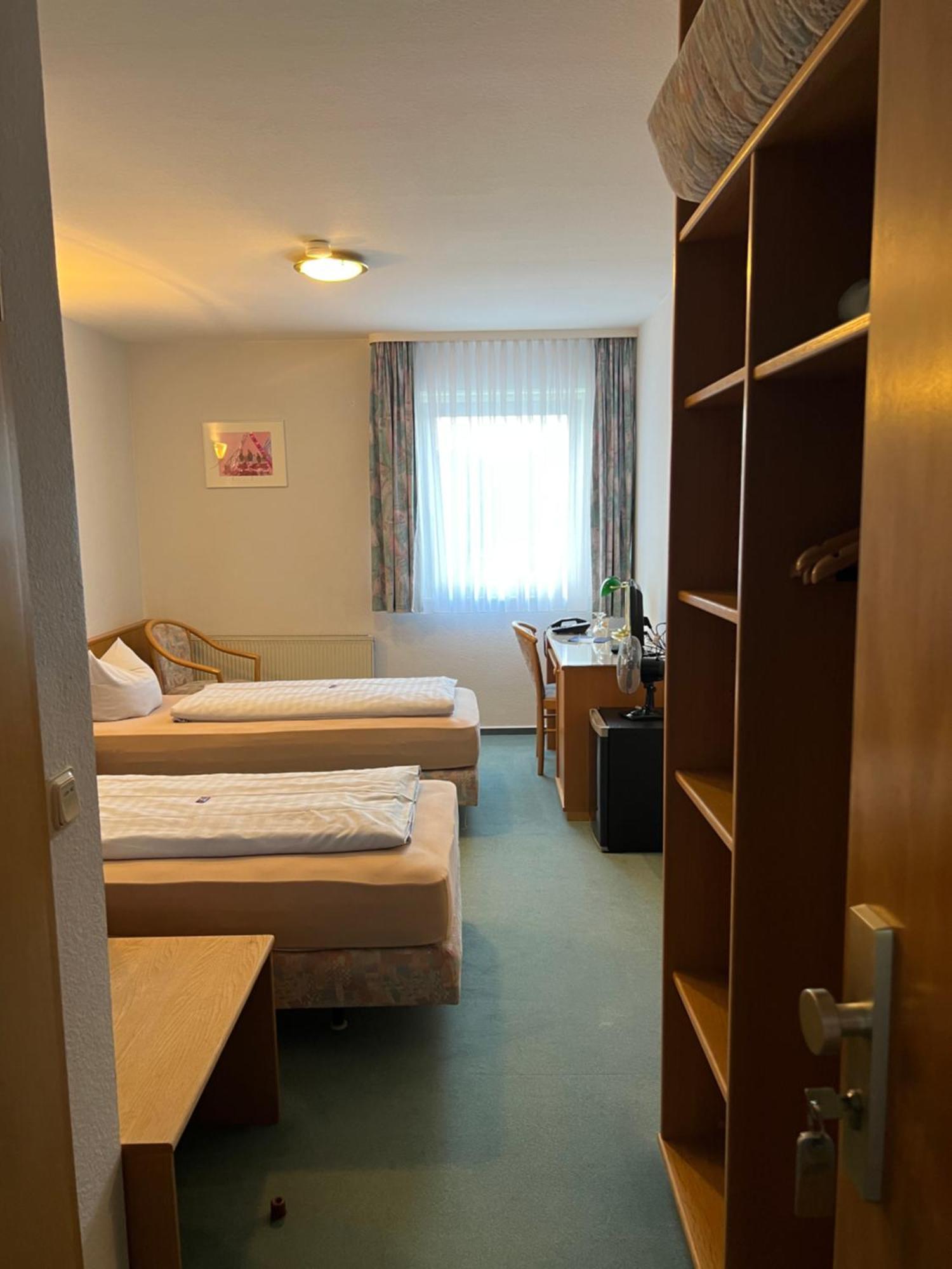 Niebuhrs Hotel Friedrichsdorf Rom bilde